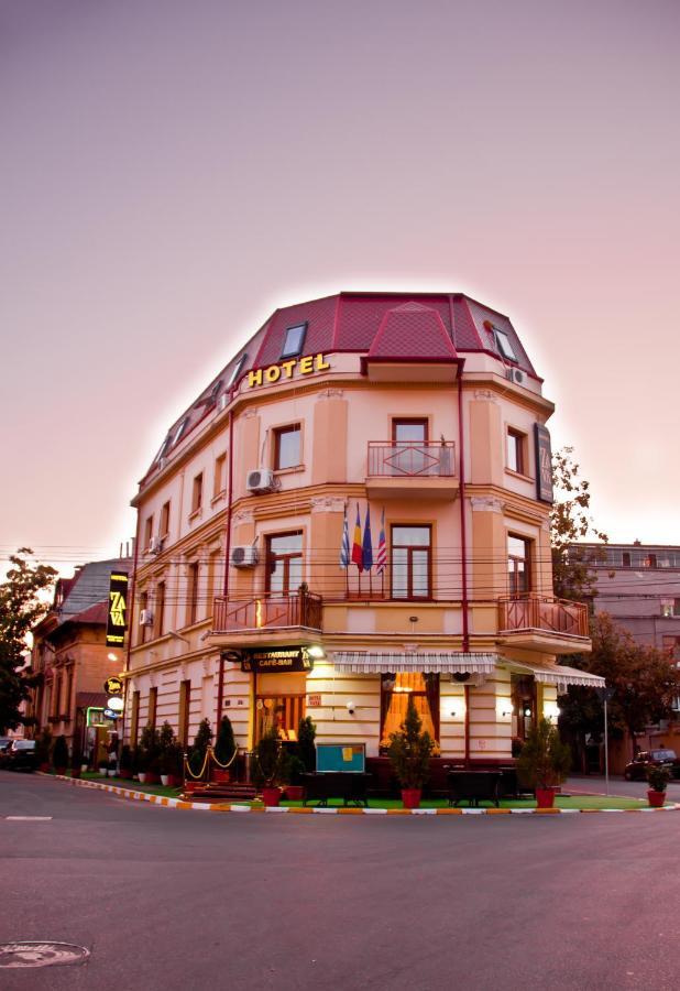 Hotel Papu บูคาเรสต์ ภายนอก รูปภาพ