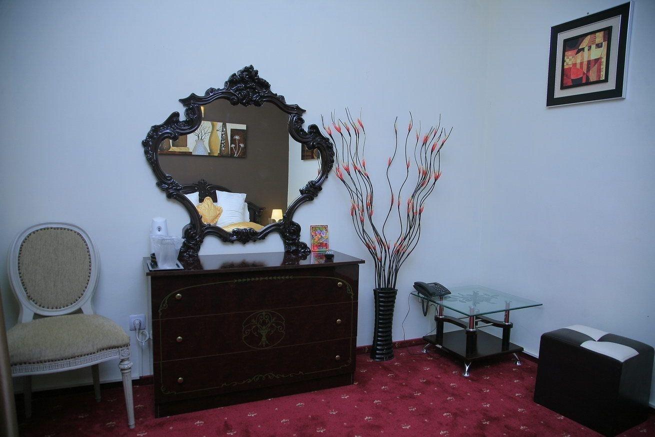 Hotel Papu บูคาเรสต์ ภายนอก รูปภาพ