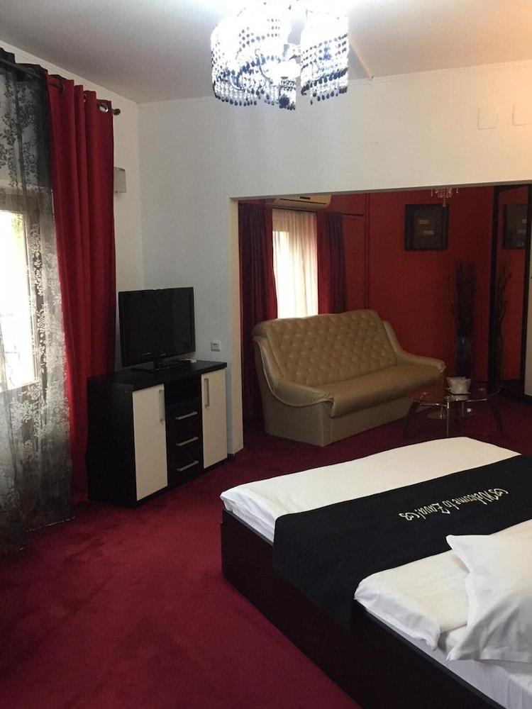 Hotel Papu บูคาเรสต์ ภายนอก รูปภาพ